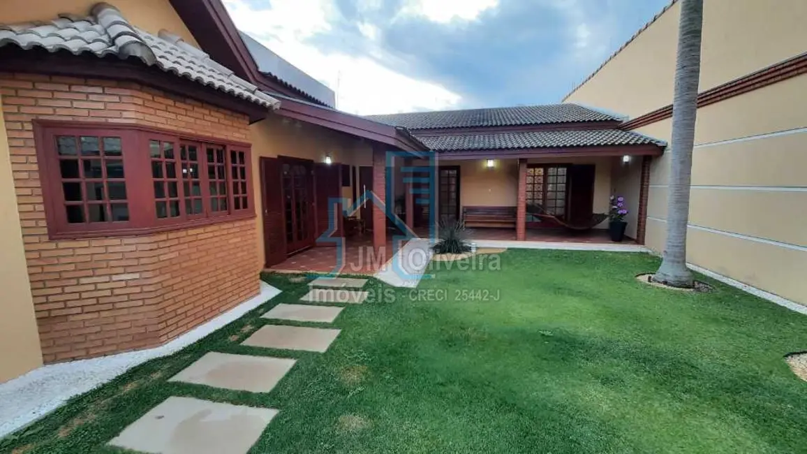 Casa com 3 quartos à venda, 190m2 em Parque Atenas do Sul, Itapetininga - SP - imagem 4 Foto 4 de Casa com 3 quartos à venda, 190m2 em Parque Atenas do Sul, Itapetininga - SP
