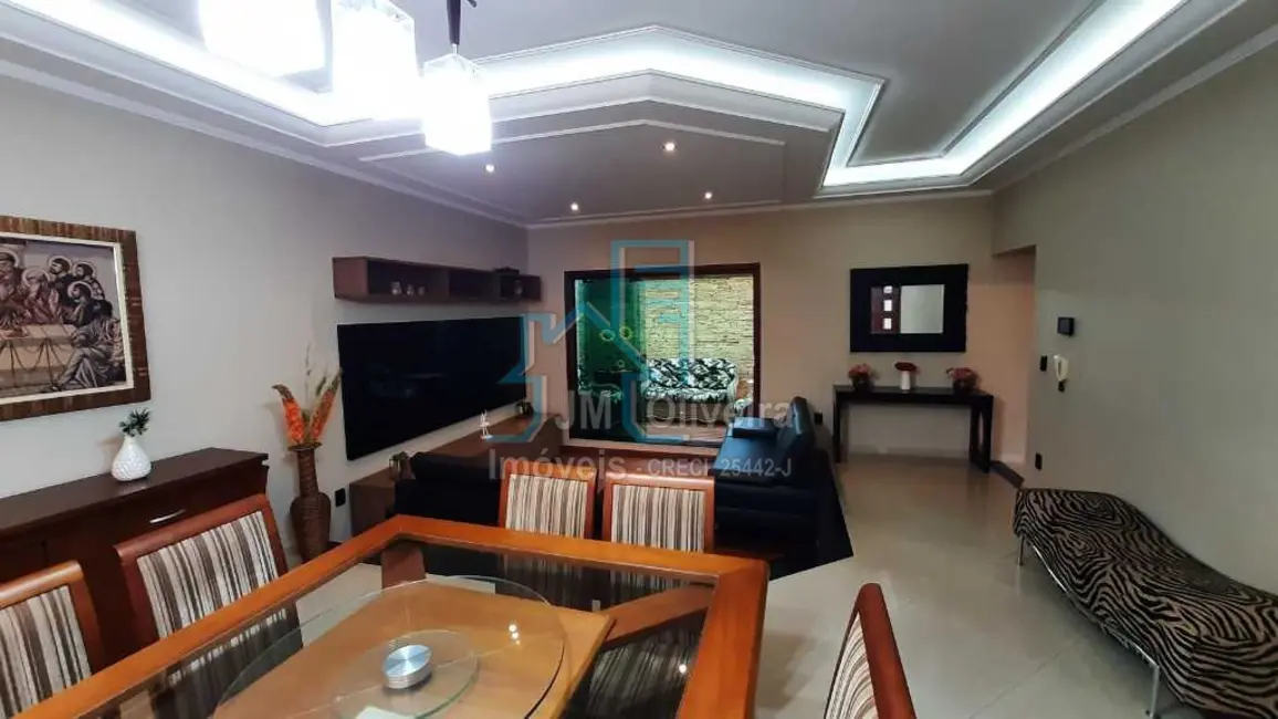 Casa com 3 quartos à venda, 190m2 em Parque Atenas do Sul, Itapetininga - SP - imagem 6 Foto 6 de Casa com 3 quartos à venda, 190m2 em Parque Atenas do Sul, Itapetininga - SP