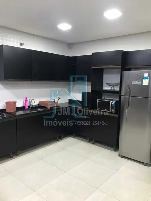 Foto 2 de Casa com 4 quartos à venda, 200m2 em Paranapanema - SP