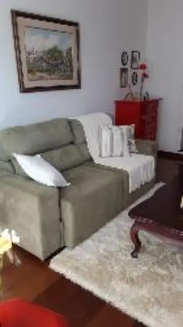 Casa com 3 quartos à venda, 200m2 em Centro, Itapetininga - SP - imagem 5 Foto 5 de Casa com 3 quartos à venda, 200m2 em Centro, Itapetininga - SP