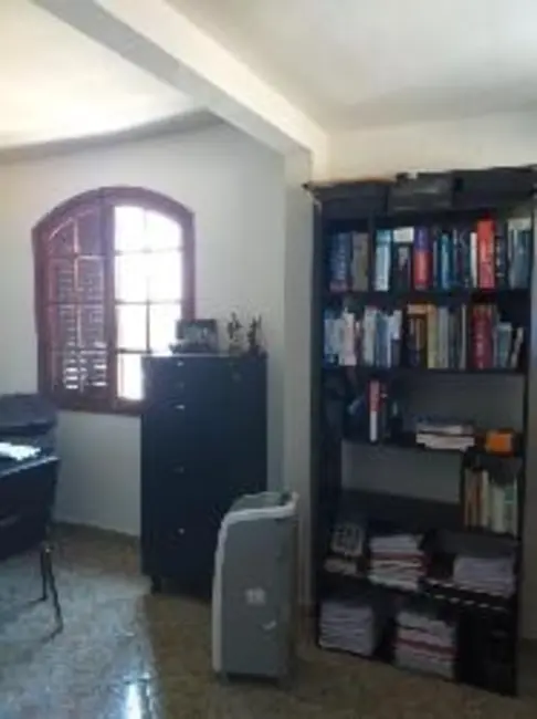 Foto 4 de Casa com 3 quartos à venda, 131m2 em Centro, Angatuba - SP