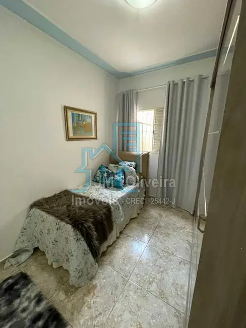 Casa com 2 quartos à venda, 131m2 em Jardim Shangri-lá, Itapetininga - SP - imagem 8 Foto 8 de Casa com 2 quartos à venda, 131m2 em Jardim Shangri-lá, Itapetininga - SP