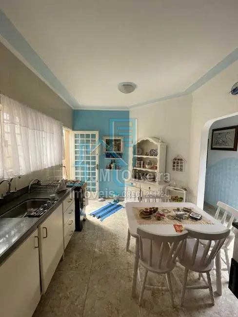 Casa com 2 quartos à venda, 131m2 em Jardim Shangri-lá, Itapetininga - SP - imagem 5 Foto 5 de Casa com 2 quartos à venda, 131m2 em Jardim Shangri-lá, Itapetininga - SP