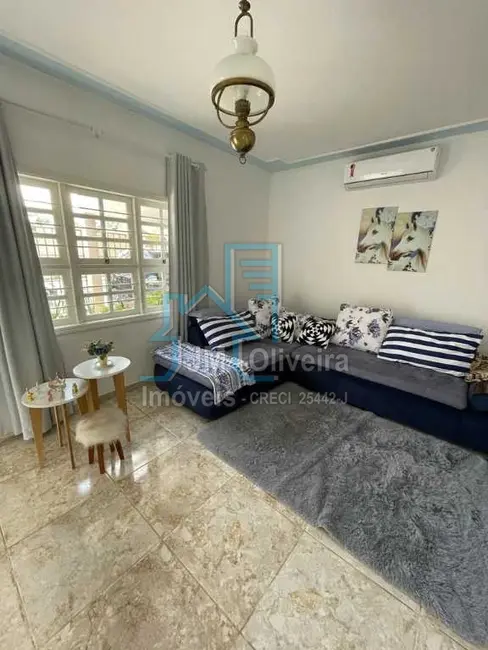 Foto 2 de Casa com 2 quartos à venda, 131m2 em Jardim Shangri-lá, Itapetininga - SP