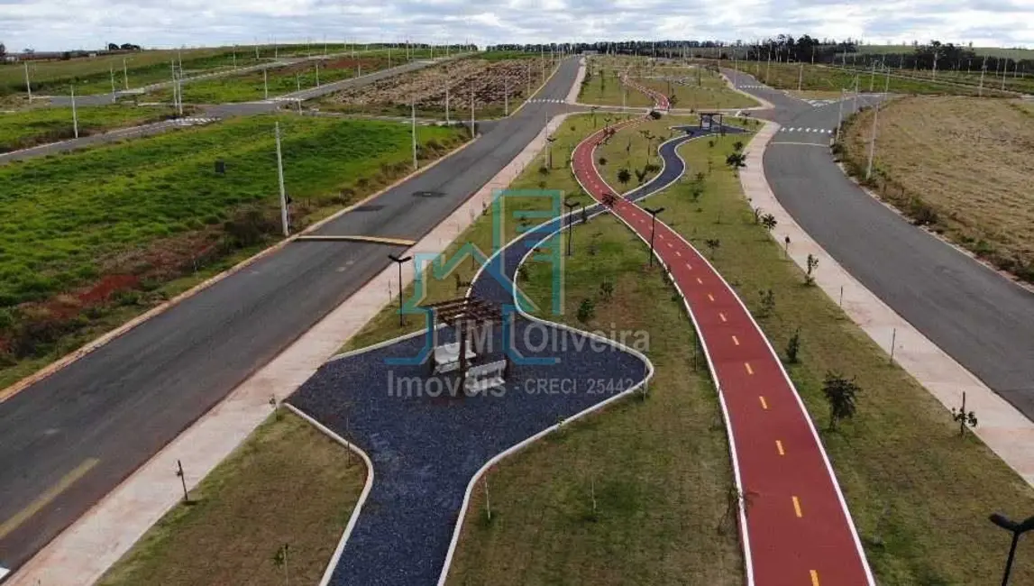 Foto 2 de Terreno / Lote à venda, 150m2 em Itapetininga - SP