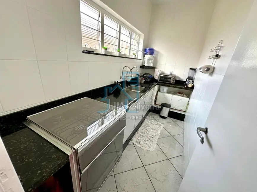Foto 6 de Casa com 3 quartos à venda, 200m2 em Vila Vendramini, Itapetininga - SP