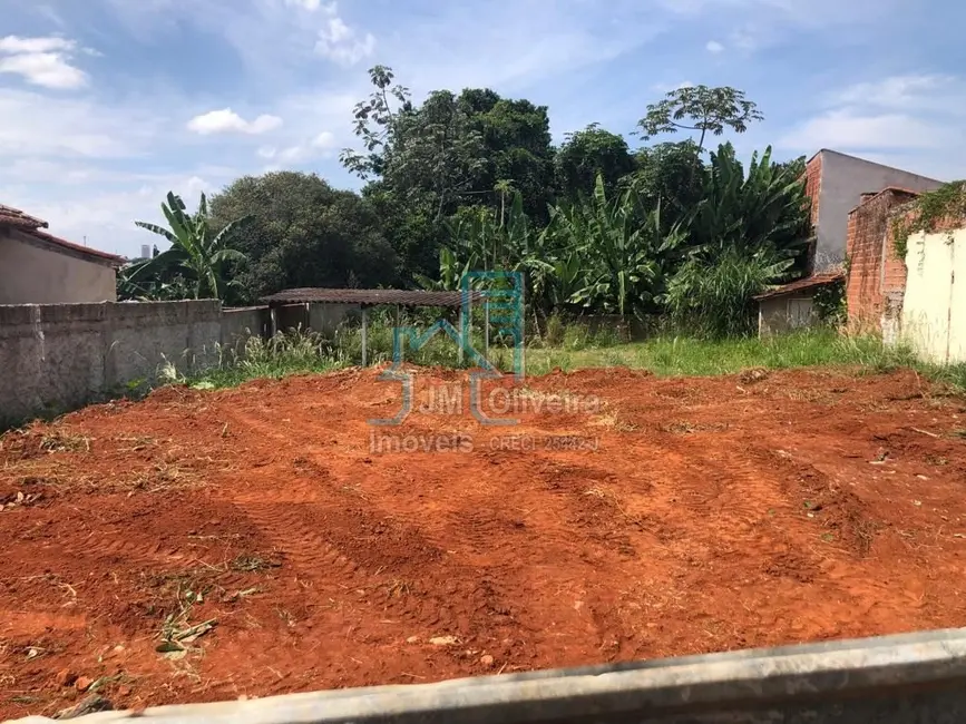 Foto 3 de Terreno / Lote à venda, 360m2 em Vila Rio Branco, Itapetininga - SP