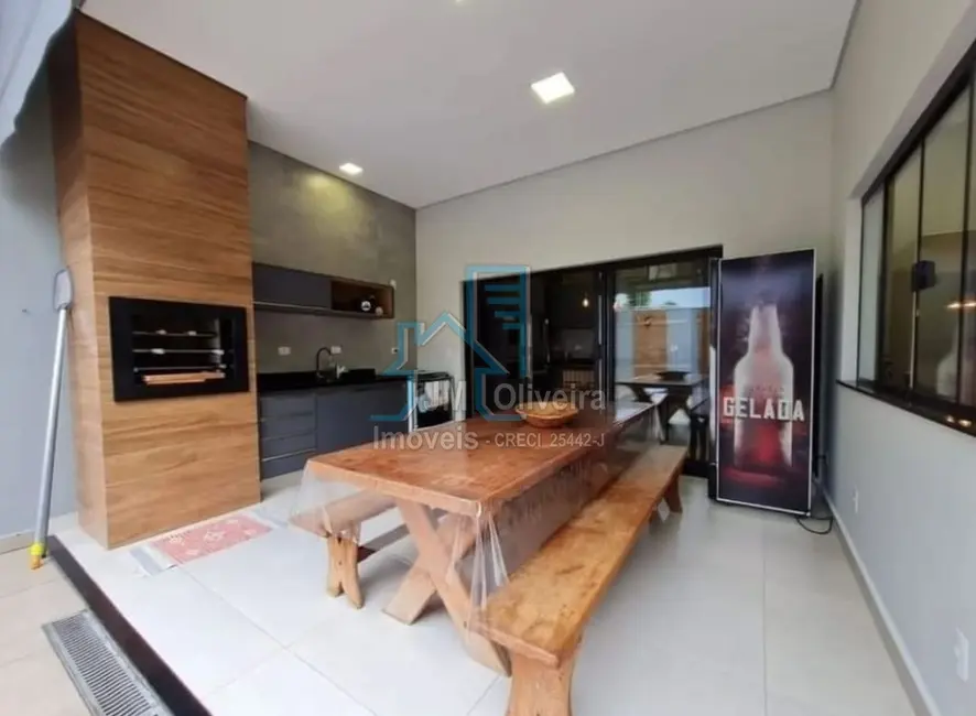 Foto 9 de Casa com 3 quartos à venda, 198m2 em Jardim Shangri-lá, Itapetininga - SP