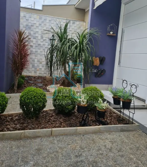 Foto 1 de Casa com 3 quartos à venda, 230m2 em Vila dos Bandeirantes, Itapetininga - SP