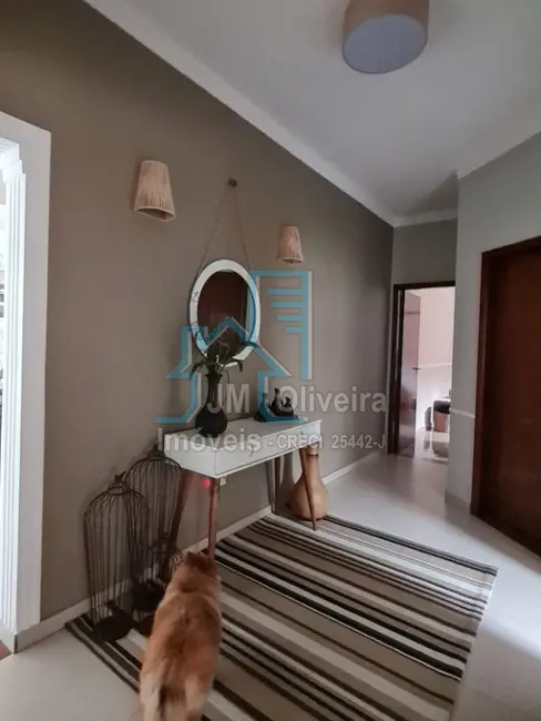 Foto 4 de Casa com 3 quartos à venda, 230m2 em Vila dos Bandeirantes, Itapetininga - SP