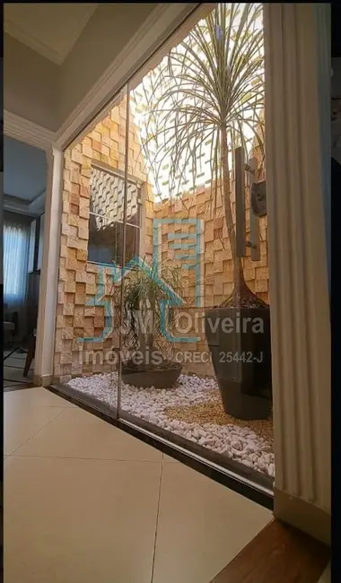 Foto 5 de Casa com 3 quartos à venda, 230m2 em Vila dos Bandeirantes, Itapetininga - SP