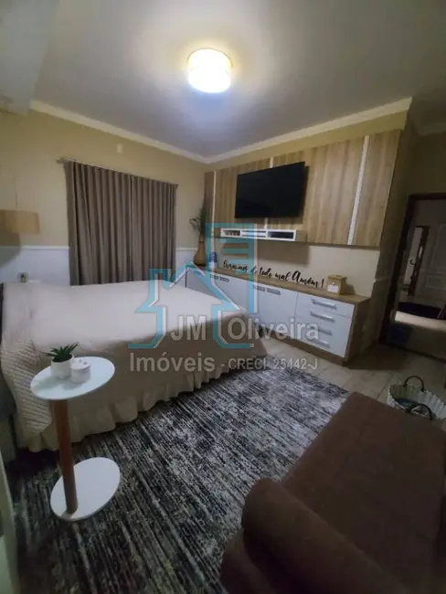 Foto 9 de Casa com 3 quartos à venda, 230m2 em Vila dos Bandeirantes, Itapetininga - SP