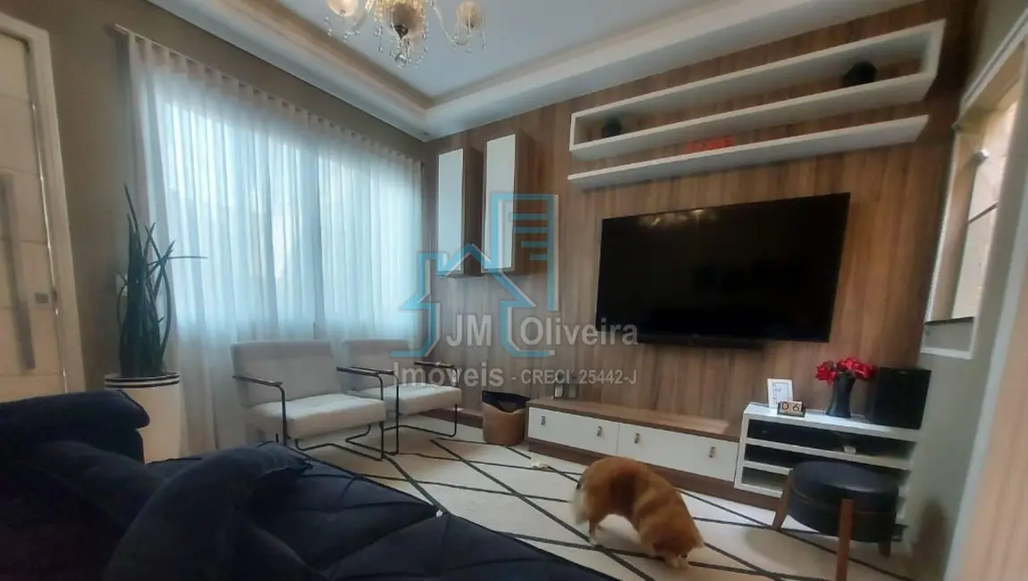 Foto 2 de Casa com 3 quartos à venda, 230m2 em Vila dos Bandeirantes, Itapetininga - SP