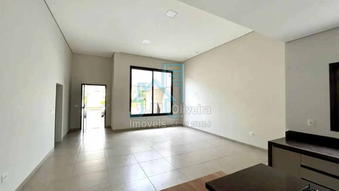 Foto 2 de Casa de Condomínio com 3 quartos à venda, 200m2 em Terras de Santo Antônio, Itapetininga - SP