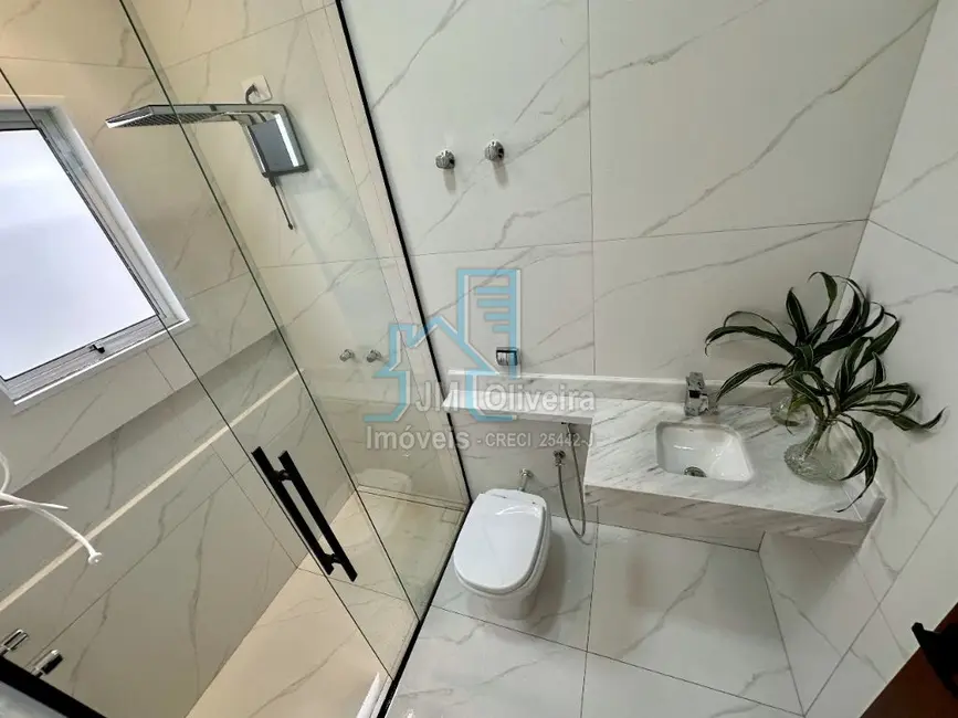 Casa de Condomínio com 3 quartos à venda, 205m2 em Itapetininga - SP - imagem 5 Foto 5 de Casa de Condomínio com 3 quartos à venda, 205m2 em Itapetininga - SP