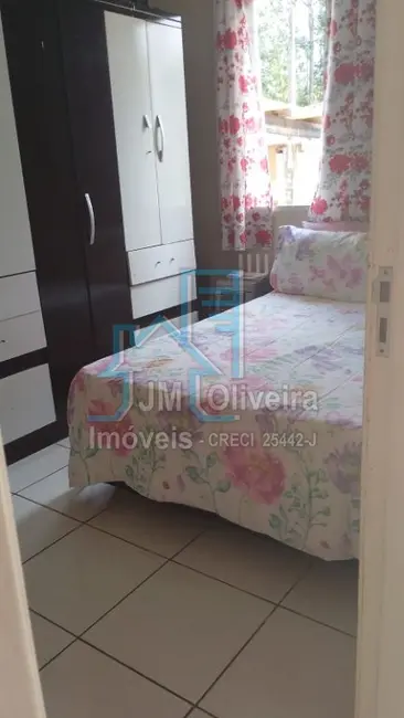 Casa de Condomínio com 2 quartos à venda, 40m2 em Vila Progresso, Itapetininga - SP - imagem 5 Foto 5 de Casa de Condomínio com 2 quartos à venda, 40m2 em Vila Progresso, Itapetininga - SP