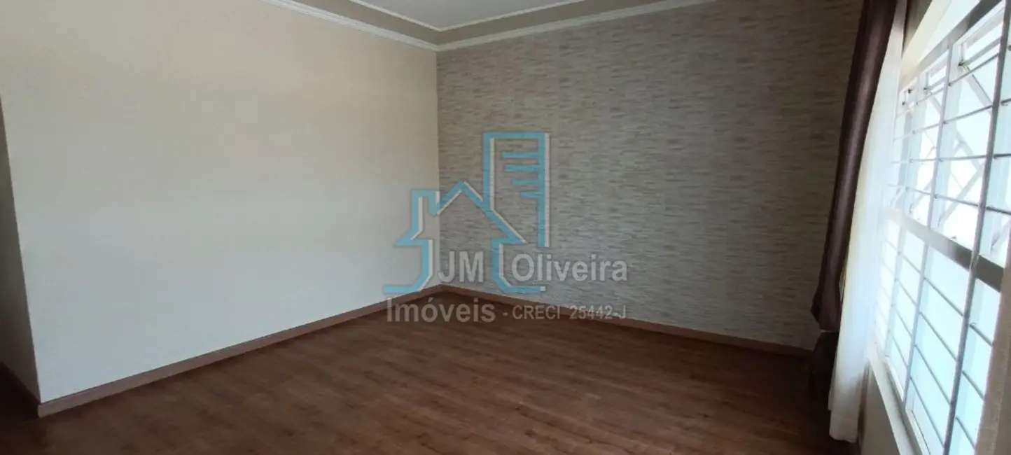 Casa com 3 quartos à venda, 480m2 em Jardim Shangri-lá, Itapetininga - SP - imagem 8 Foto 8 de Casa com 3 quartos à venda, 480m2 em Jardim Shangri-lá, Itapetininga - SP