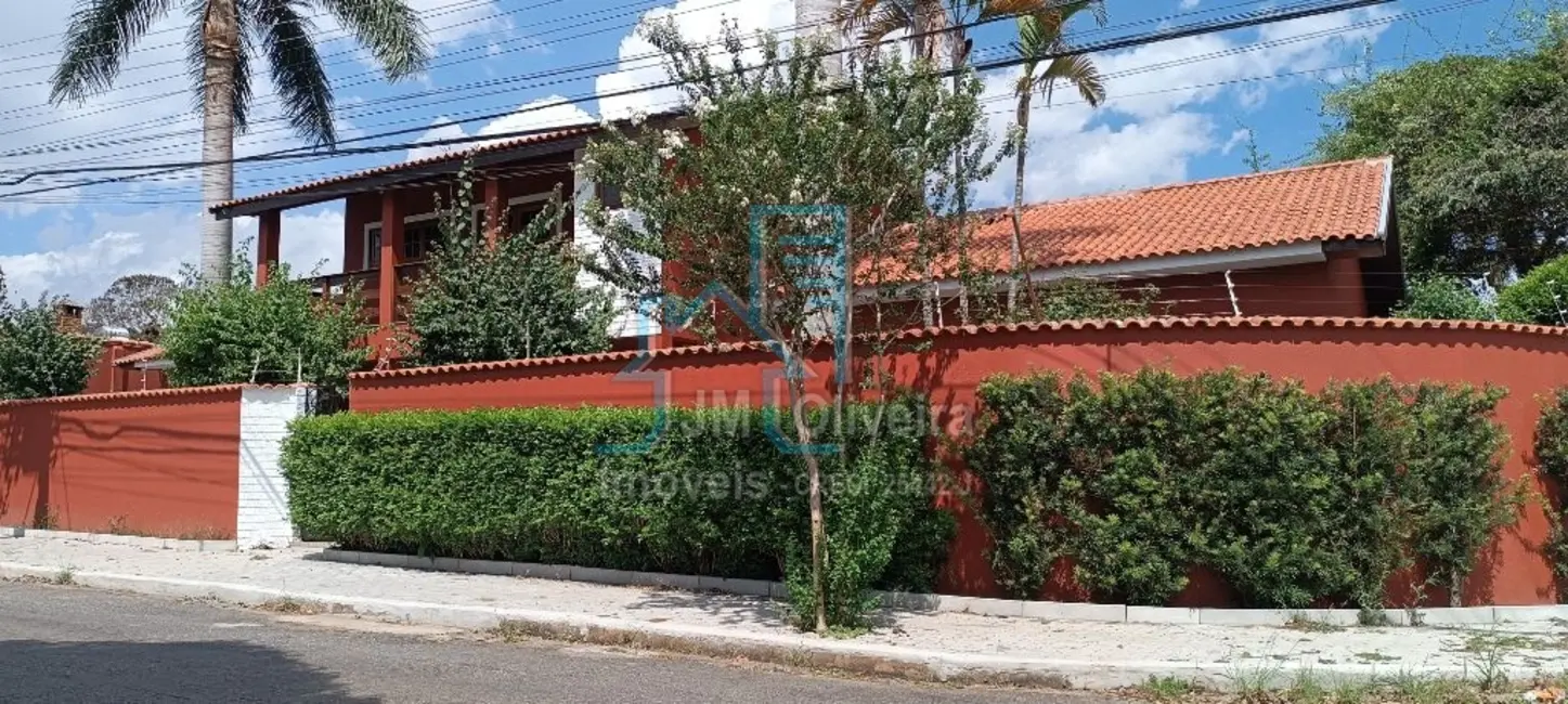 Casa com 3 quartos à venda, 436m2 em Jardim Shangri-lá, Itapetininga - SP - imagem 1 Foto 1 de Casa com 3 quartos à venda, 436m2 em Jardim Shangri-lá, Itapetininga - SP