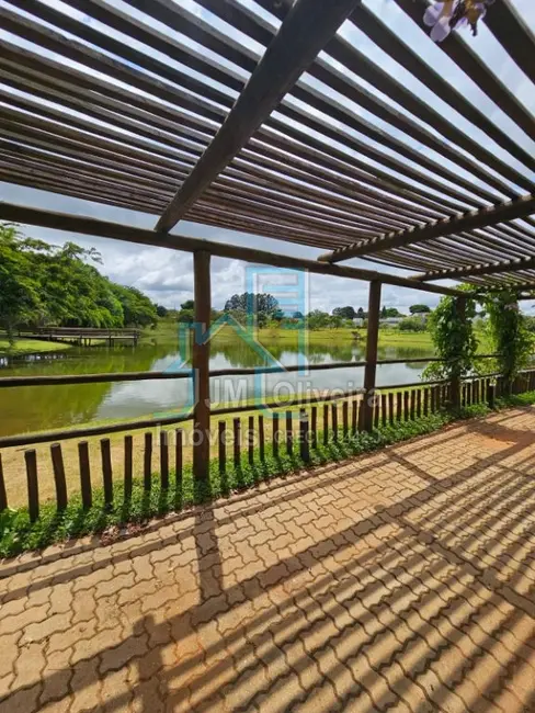 Foto 2 de Casa de Condomínio com 3 quartos à venda, 130m2 em Itapetininga - SP