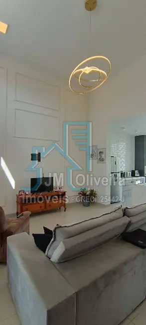 Casa com 3 quartos à venda, 154m2 em Itapetininga - SP - imagem 3 Foto 3 de Casa com 3 quartos à venda, 154m2 em Itapetininga - SP
