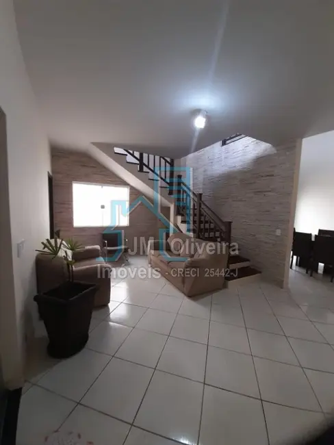 Foto 1 de Casa com 3 quartos à venda, 247m2 em Vila Reis, Itapetininga - SP