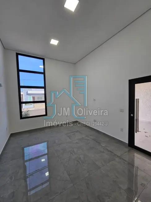 Casa de Condomínio com 3 quartos à venda, 131m2 em Vila Progresso, Itapetininga - SP - imagem 3 Foto 3 de Casa de Condomínio com 3 quartos à venda, 131m2 em Vila Progresso, Itapetininga - SP