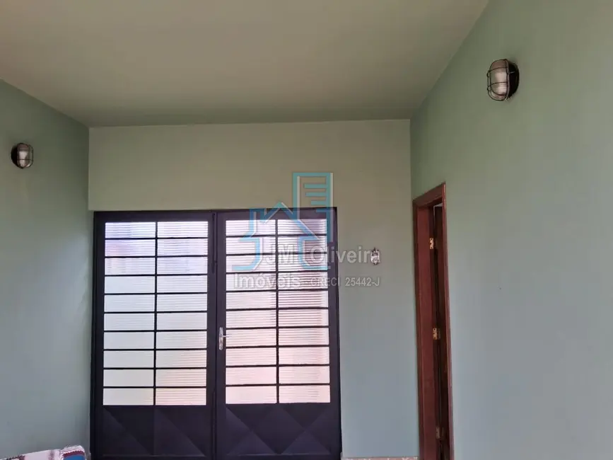 Foto 3 de Casa com 3 quartos à venda, 142m2 em Jardim Vieira de Moraes, Itapetininga - SP