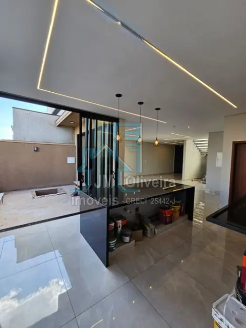 Foto 5 de Casa de Condomínio com 4 quartos à venda, 300m2 em Itapetininga - SP