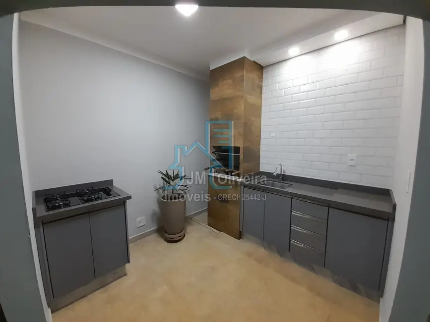 Foto 2 de Casa com 2 quartos à venda, 156m2 em Itapetininga - SP