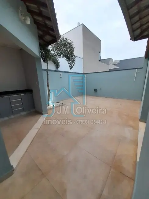 Foto 9 de Casa com 2 quartos à venda, 156m2 em Itapetininga - SP