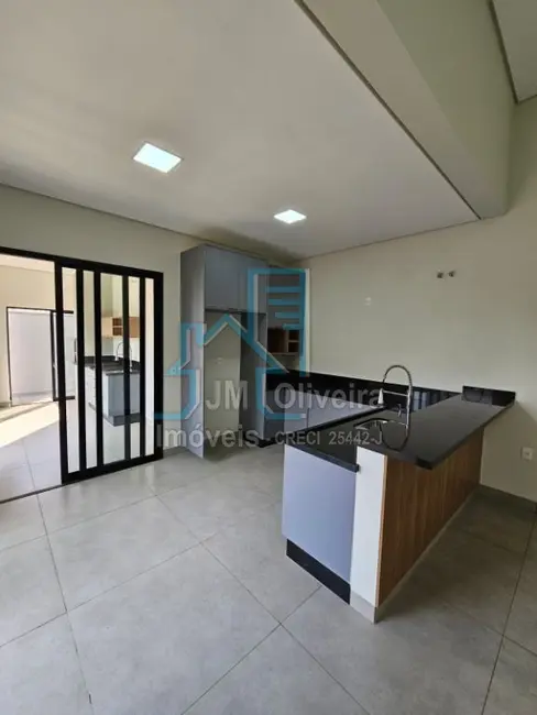 Foto 6 de Casa de Condomínio com 3 quartos à venda, 199m2 em Itapetininga - SP