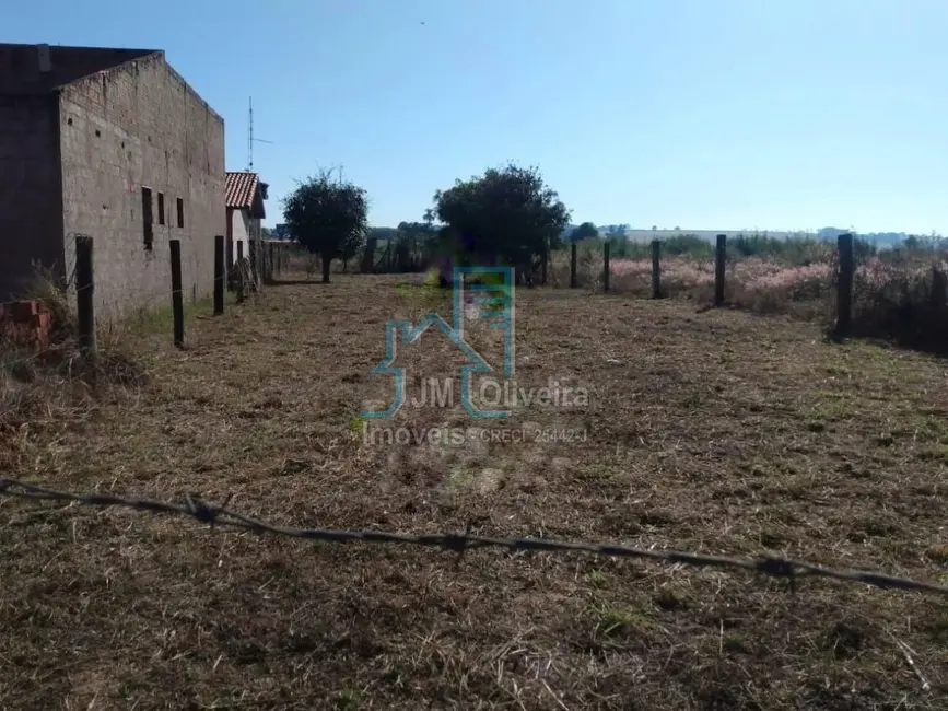 Foto 1 de Terreno / Lote à venda, 500m2 em Angatuba - SP