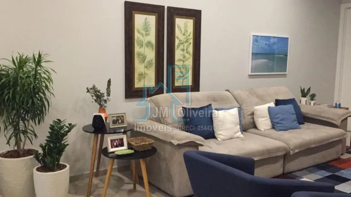 Foto 9 de Casa com 3 quartos à venda, 215m2 em Vila Nastri, Itapetininga - SP