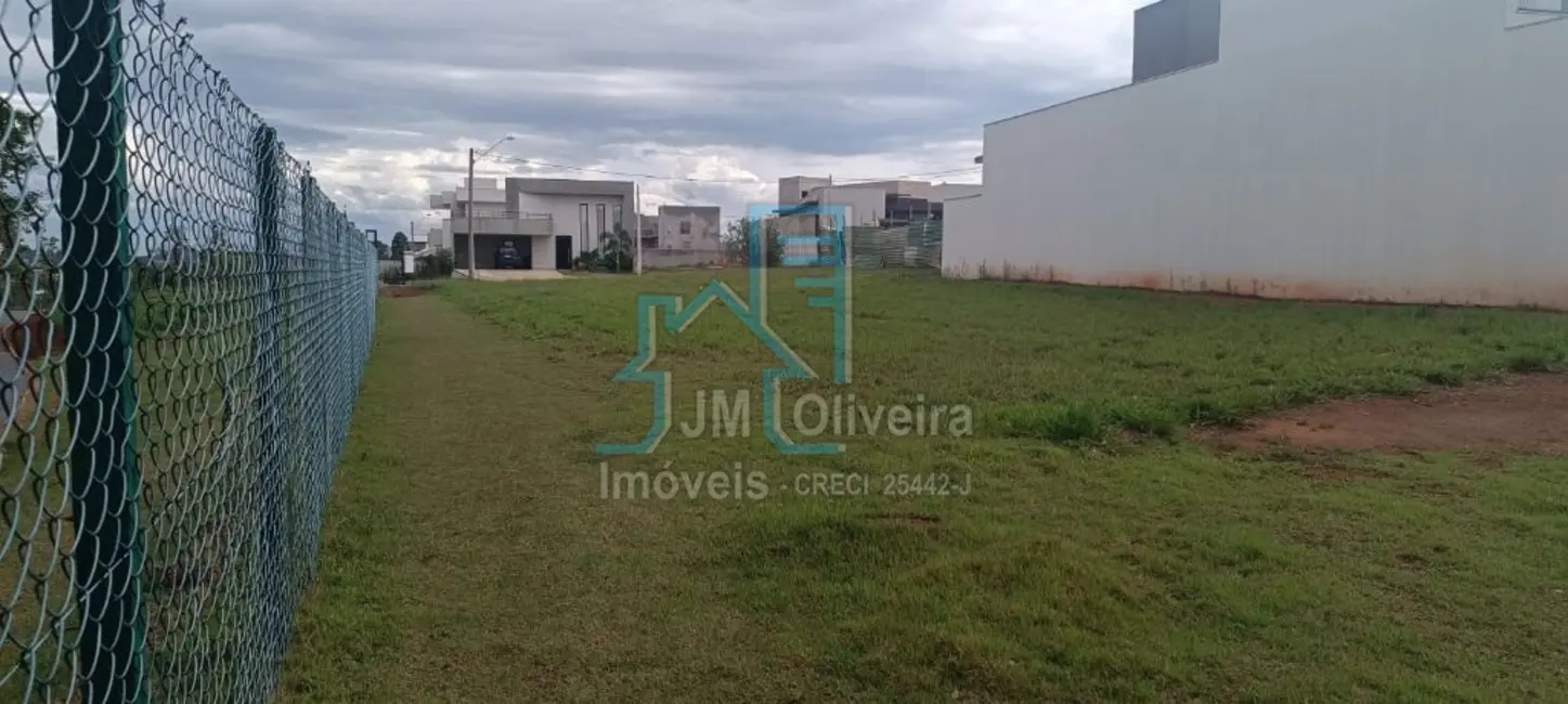 Foto 2 de Terreno / Lote à venda, 506m2 em Itapetininga - SP