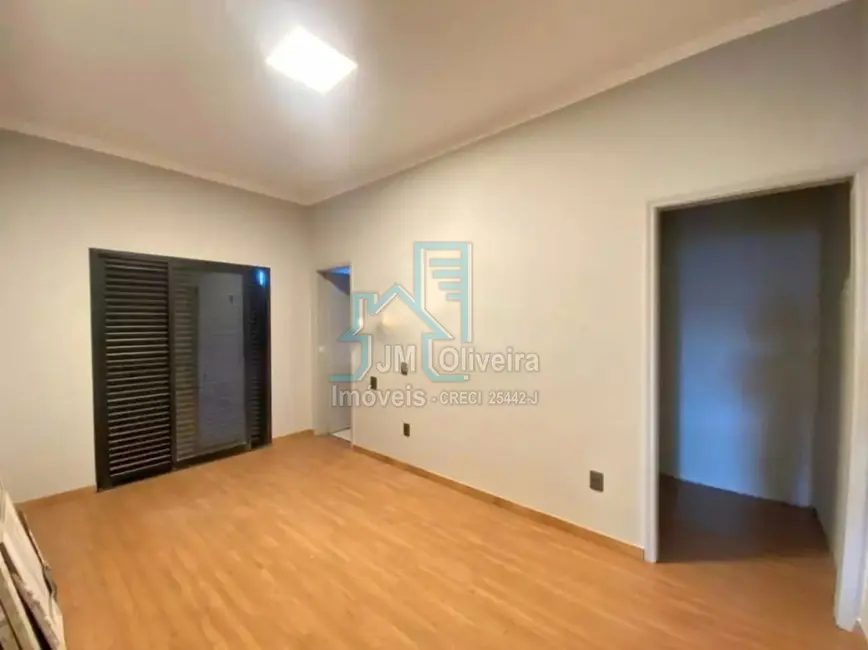 Foto 8 de Casa de Condomínio com 3 quartos à venda, 120m2 em Itapetininga - SP