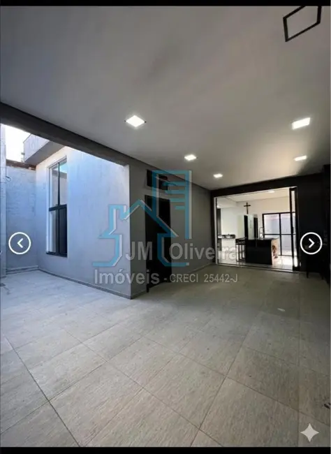 Foto 1 de Casa com 3 quartos à venda, 120m2 em Vila Santana, Itapetininga - SP