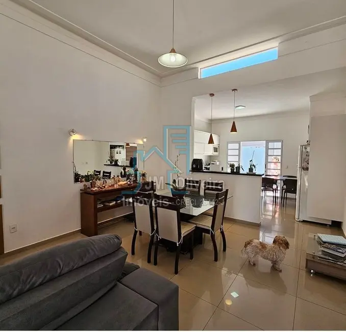 Foto 2 de Casa com 3 quartos à venda, 141m2 em Vila Nastri, Itapetininga - SP