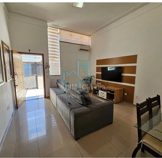 Foto 3 de Casa com 3 quartos à venda, 141m2 em Vila Nastri, Itapetininga - SP
