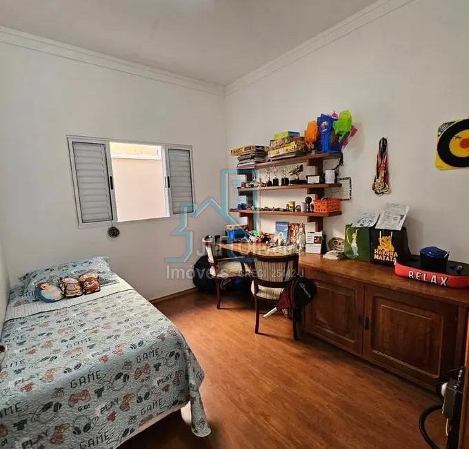 Foto 8 de Casa com 3 quartos à venda, 141m2 em Vila Nastri, Itapetininga - SP