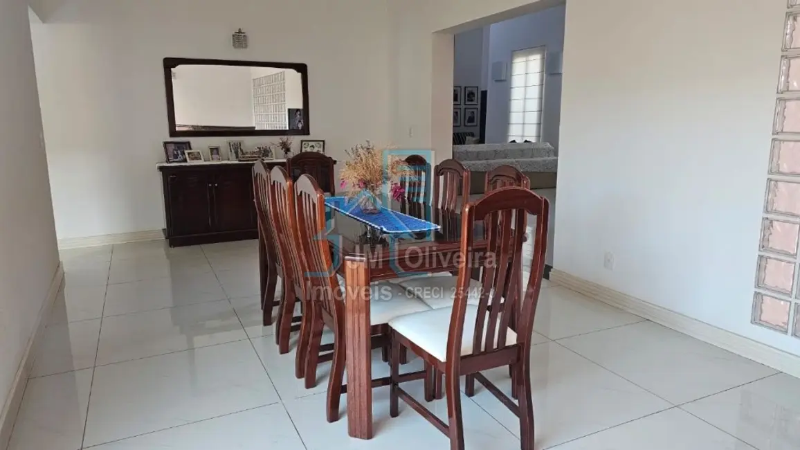 Foto 3 de Casa com 4 quartos à venda, 460m2 em Vila La Brunetti, Itapetininga - SP