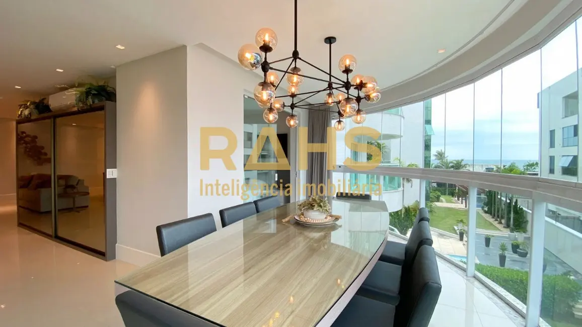 Apartamento com 3 quartos à venda, 199m2 em Itajai - SC - imagem 3 Foto 3 de Apartamento com 3 quartos à venda, 199m2 em Itajai - SC