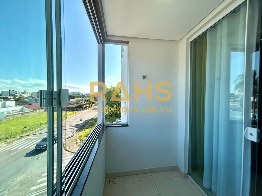 Foto 5 de Apartamento com 2 quartos à venda, 61m2 em Saguaçu, Joinville - SC