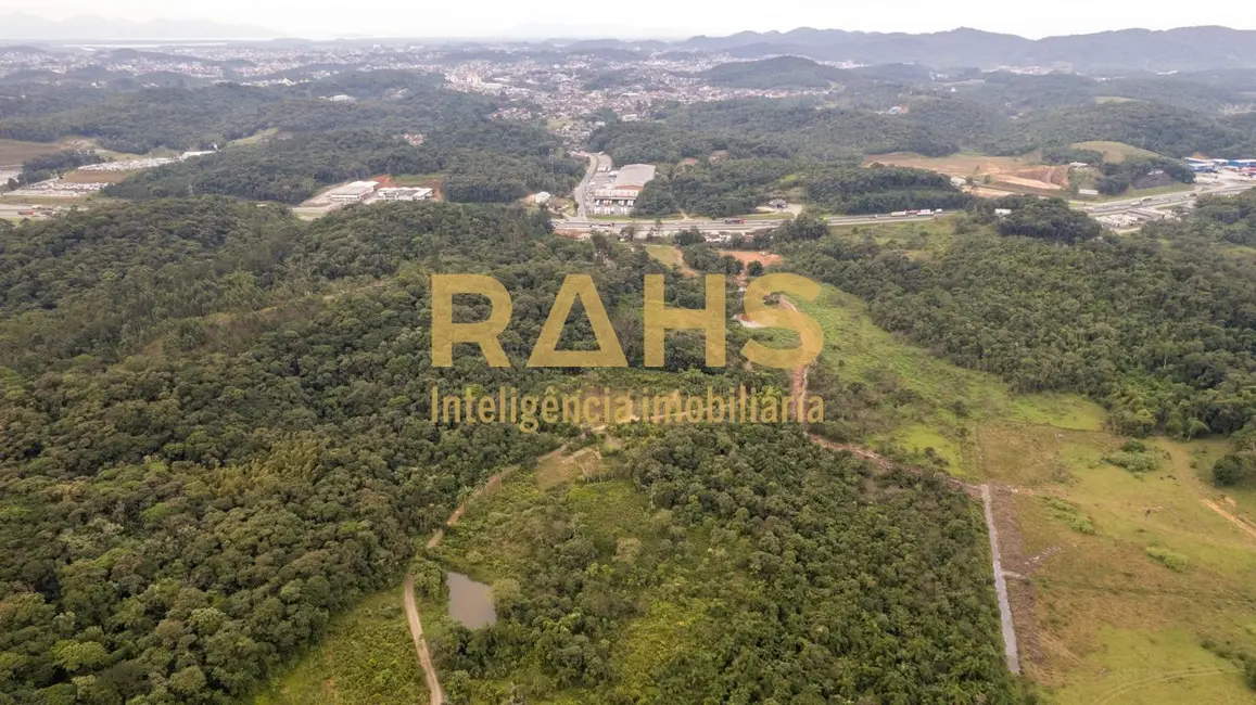 Foto 8 de Terreno / Lote à venda em Nova Brasília, Joinville - SC