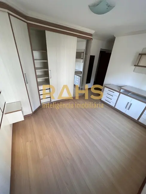 Foto 4 de Apartamento com 3 quartos à venda, 100m2 em Atiradores, Joinville - SC