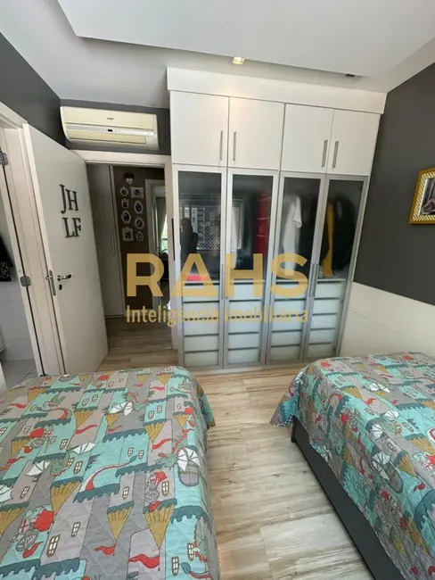 Foto 4 de Apartamento com 3 quartos à venda, 162m2 em Centro, Joinville - SC