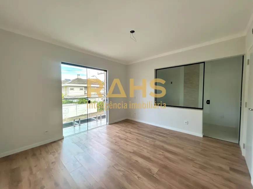 Foto 7 de Casa com 3 quartos à venda, 113m2 em Glória, Joinville - SC