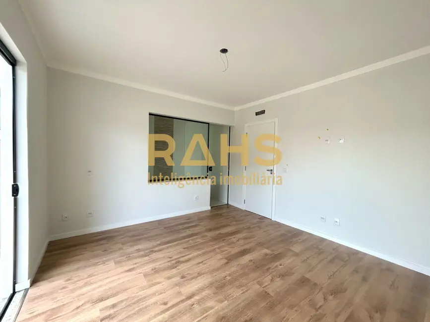 Foto 5 de Casa com 3 quartos à venda, 113m2 em Glória, Joinville - SC
