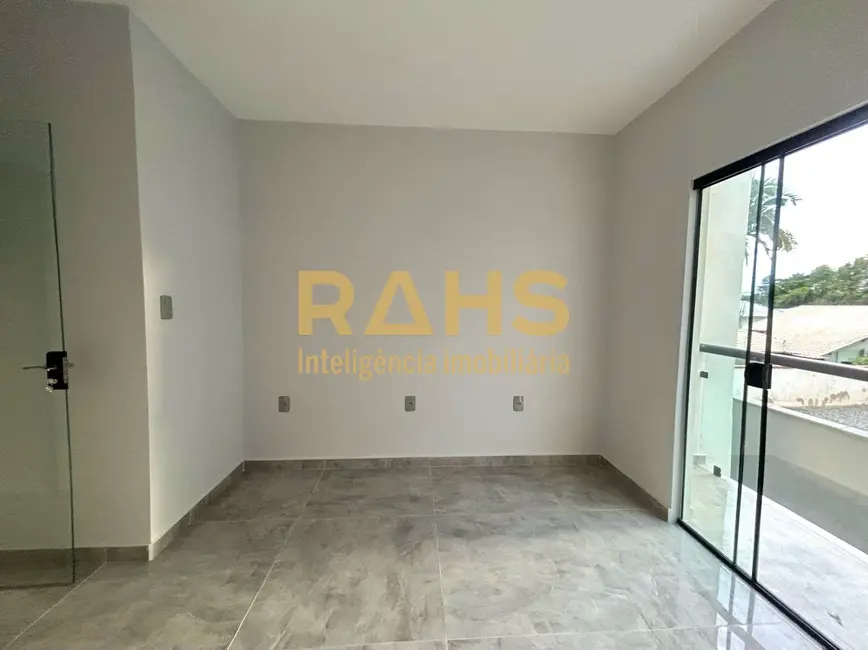 Foto 9 de Casa com 2 quartos à venda, 63m2 em Vila Nova, Joinville - SC