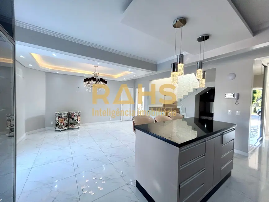 Foto 6 de Casa de Condomínio com 5 quartos à venda, 388m2 em Glória, Joinville - SC