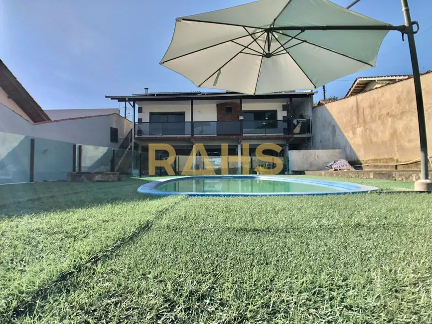 Foto 1 de Casa com 2 quartos à venda, 221m2 em Itaum, Joinville - SC